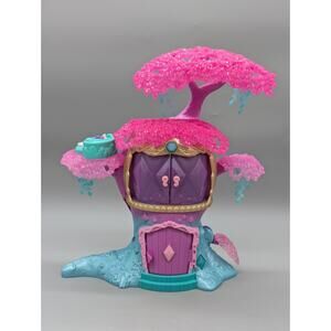 Magic Mixies Mixlings Magic Light-Up Treehouse Magic Room Reveal & Wand